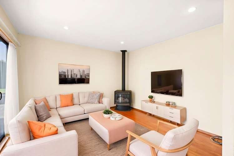 32 Caversham Drive Rototuna_6