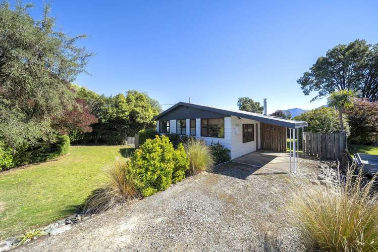 221 Milford Road Te Anau_23