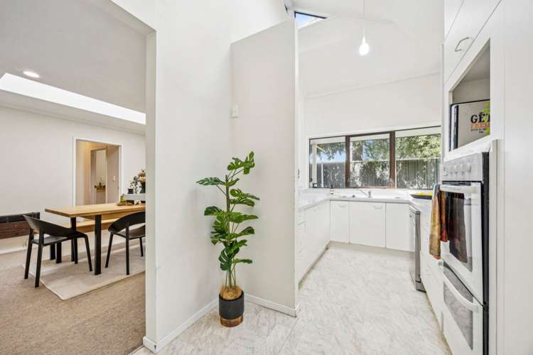 12a Gardner Road Epsom_11