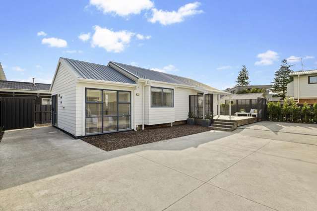 Effortless Living on One Level - Freehold Title
