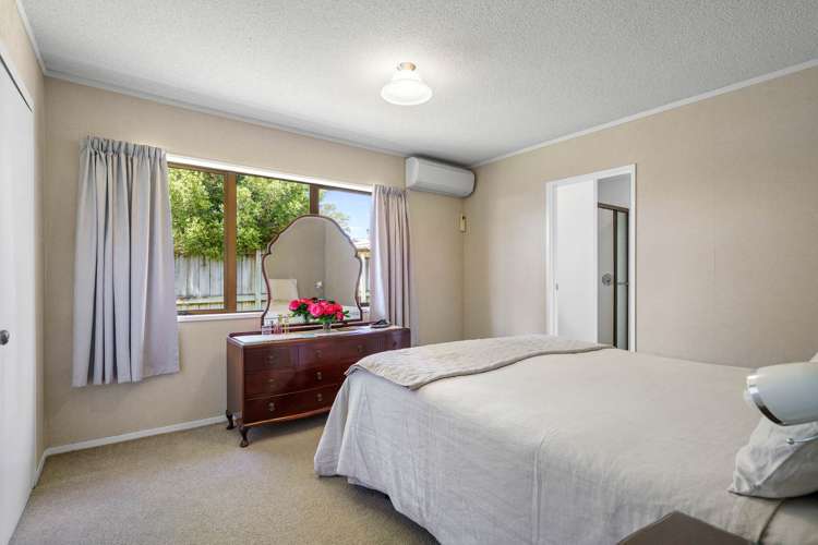 12 Conrad Place Leamington_10