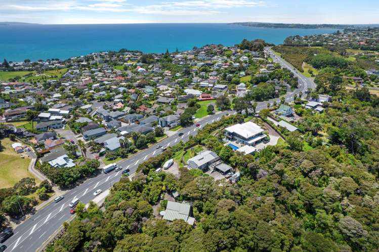 193 Whangaparaoa Road Red Beach_27