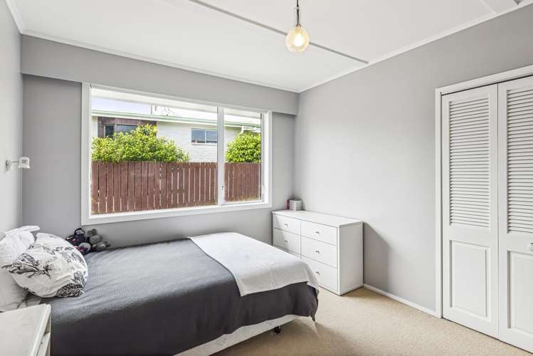 66 Gray Avenue Paraparaumu Beach_12