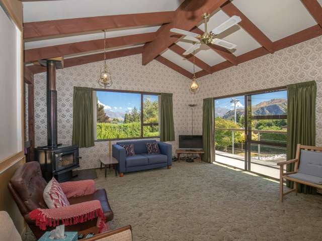 8 Collins Street Wanaka_3