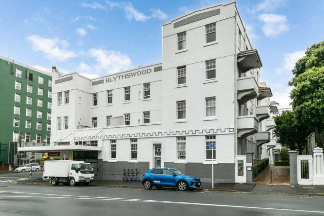 Beaut Opportunity in Blythswood!