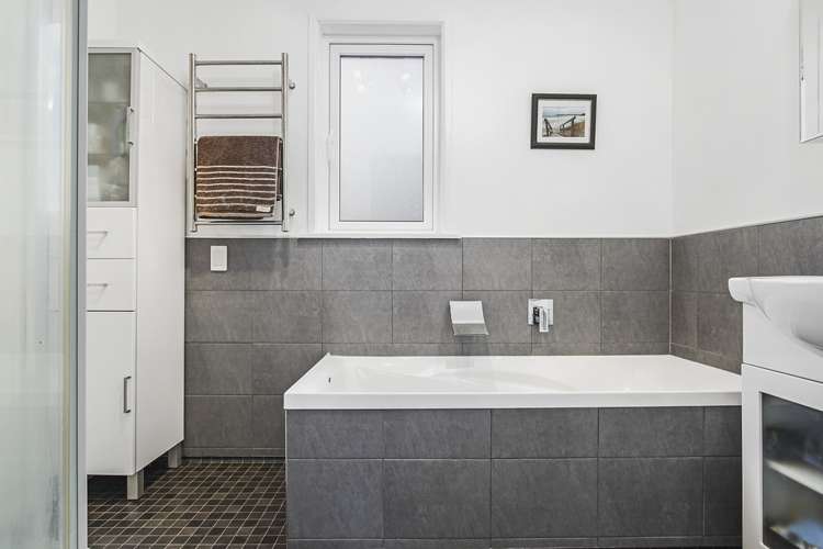 13 Pendlebury Street Green Bay_13