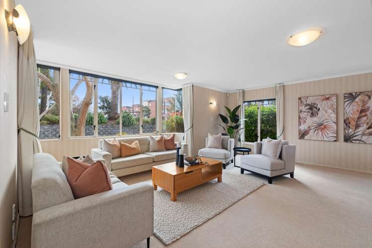 7 Huntaway Lane Te Atatu Peninsula_2