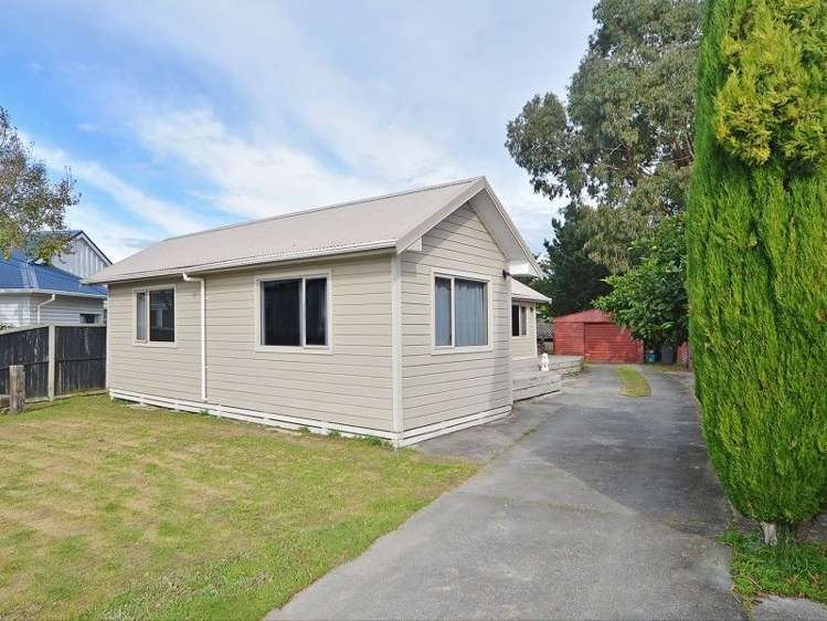 16 Hardie Grove Featherston_8