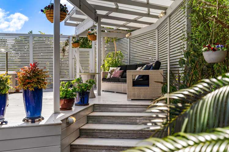 9 Muka Close The Gardens_13