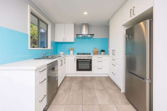 38 Staincross Street Green Bay_4