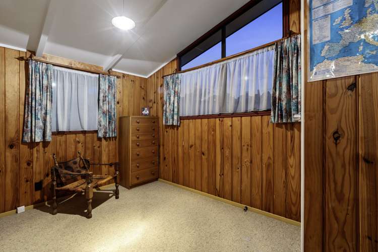 62 Jonathon Street Brookfield_8