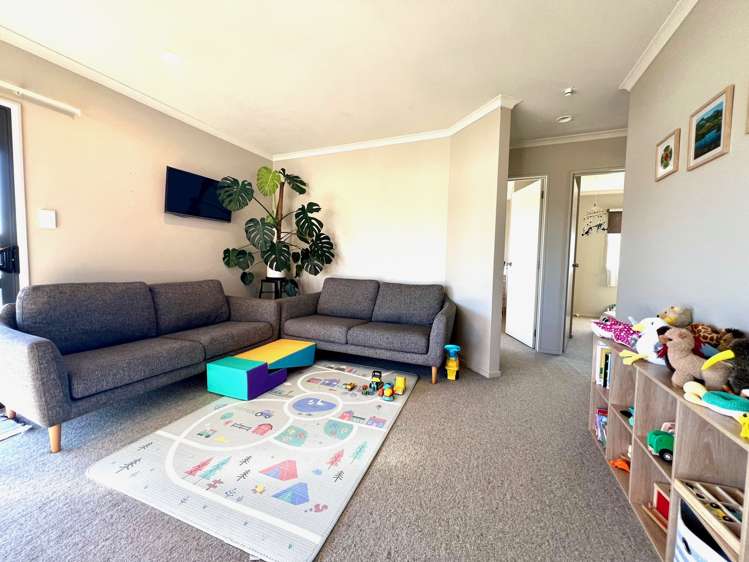 24 James Street Raglan_7