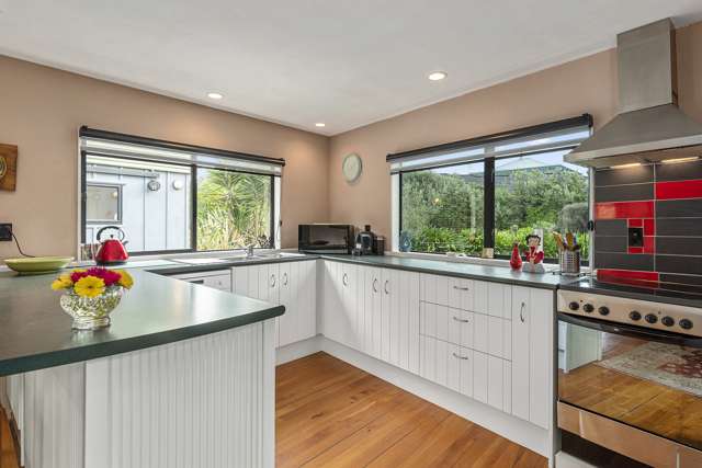 13 Sylvia Way Te Horo Beach_1