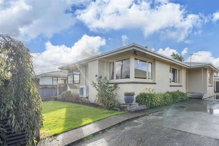 98 Edinburgh Crescent Waikiwi_10