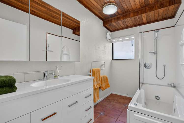 101B Beach Road Pahurehure_22