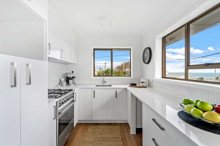 1006 Whangaparaoa Road Tindalls Beach_6