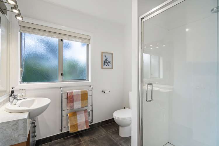 2/7 Phillip Parade Forrest Hill_14