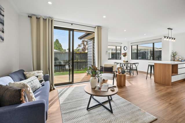 3/12 Liston Crescent Hillcrest_2