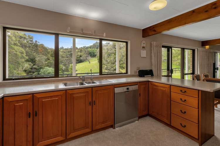 63 Memorial Drive Parahaki_8