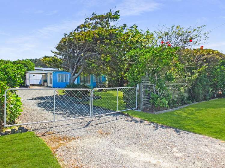 41 Edinburgh Terrace Foxton Beach_0