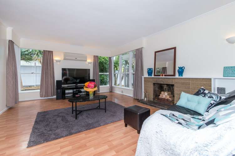 87 Gossamer Drive Pakuranga Heights_1