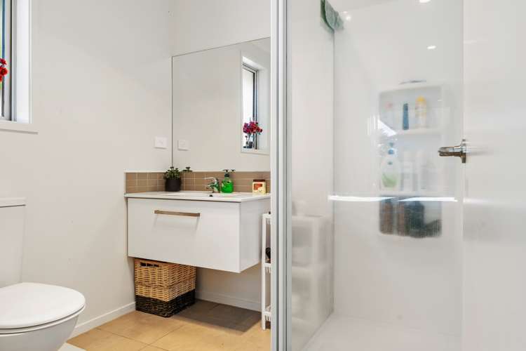 10 Himalayan Close Judea_12