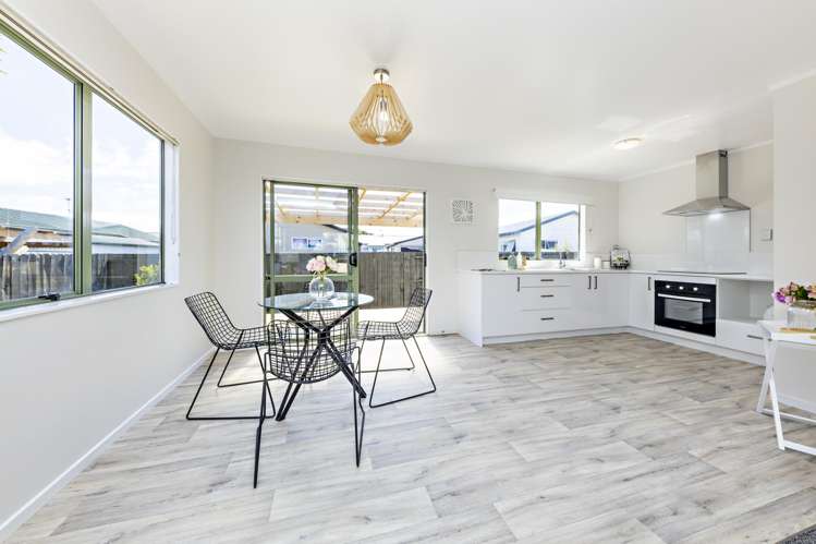 32 Barneys Farm Road Clendon Park_6