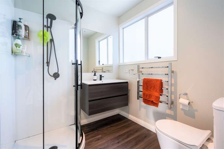 112 District Road Green Island_16