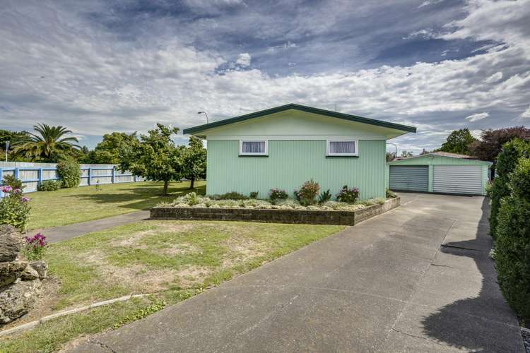 178 Flaxmere Avenue_0