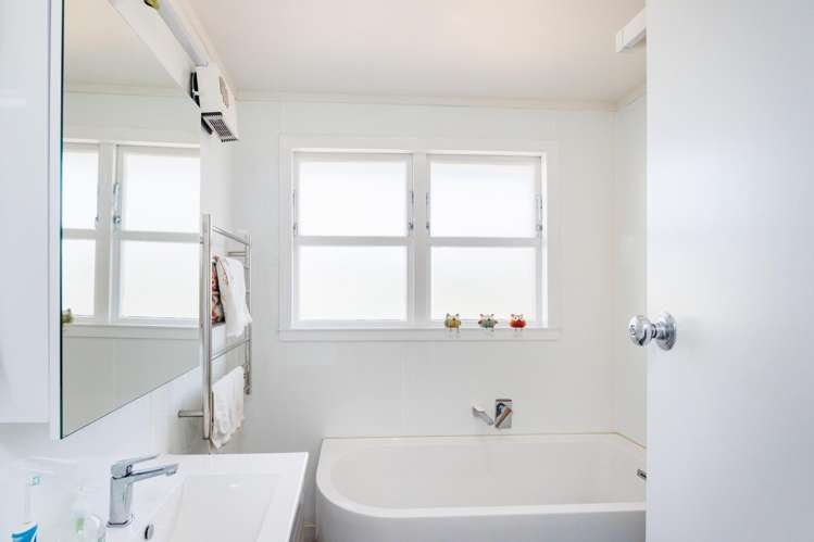 33 Highbury Avenue Highbury_13