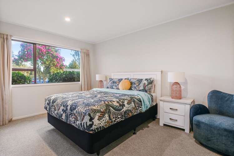 5 Gwendoline Street Glenholme_5