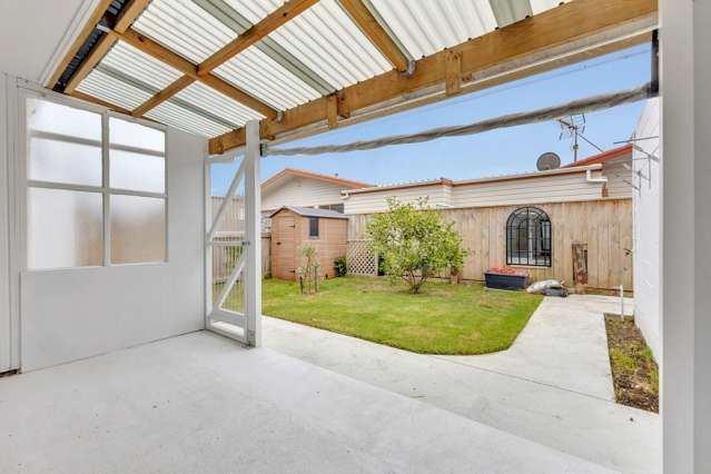 1/20 Darnell Street Fitzroy_2