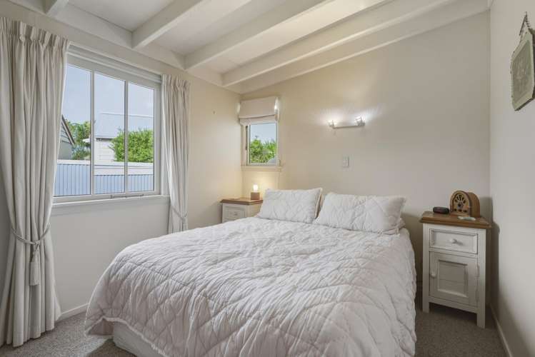 1383 + 1385 Coast Road Karitane_9