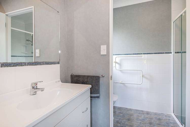 8 Workman Way Onerahi_9