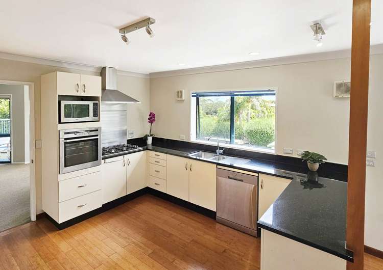 51A Isobel Road Greenhithe_15