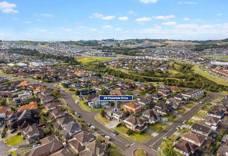 28 Malahide Drive Flat Bush_20