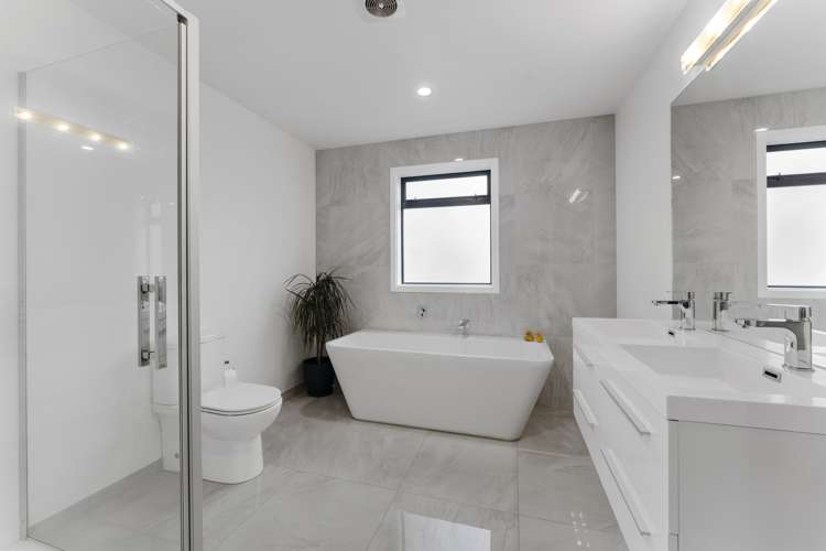 50 Resolution Drive Whitby_3