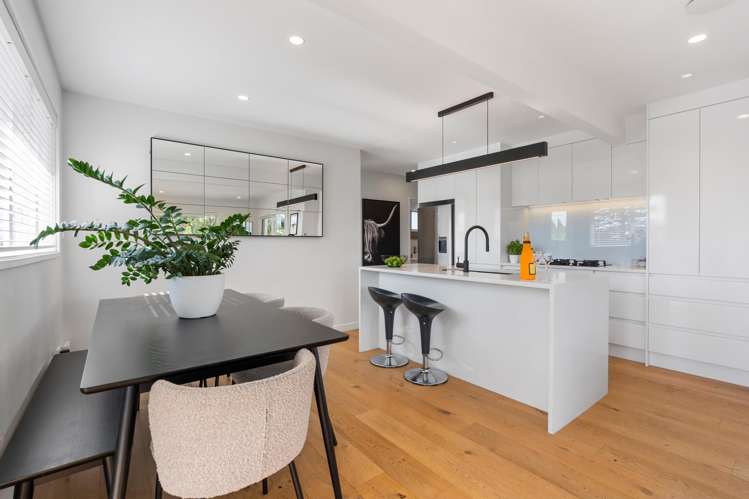 23 McBreen Avenue Northcote_11