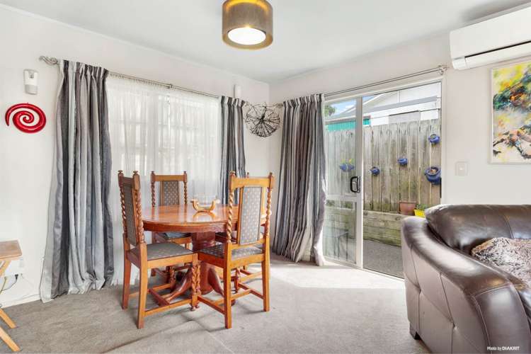 2/46 Lauderdale Road Birkdale_8