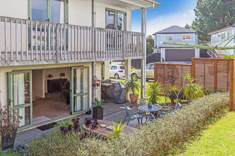 215 Alec Craig Way Gulf Harbour_27