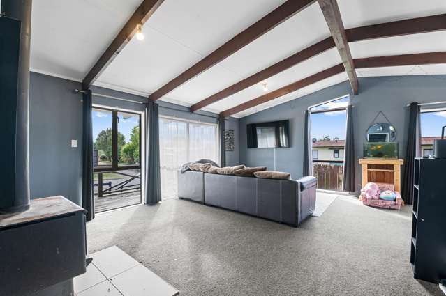 4 Cypress Place Owhata_3