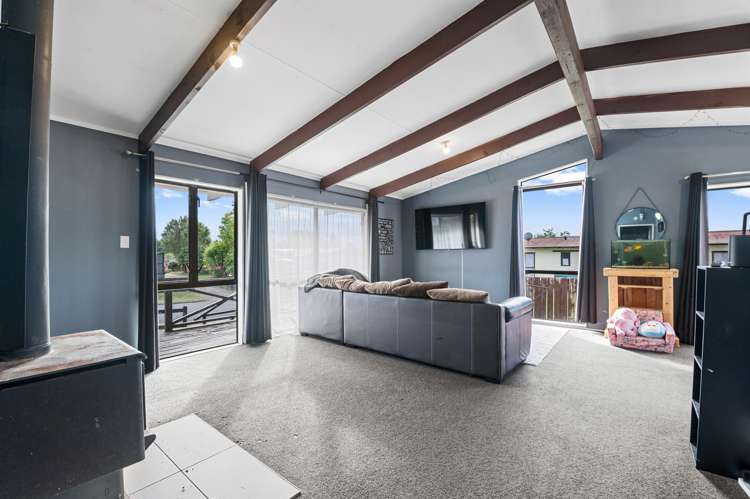 4 Cypress Place Owhata_3