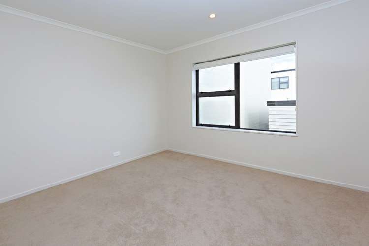 4 Riviera Drive Flat Bush_8