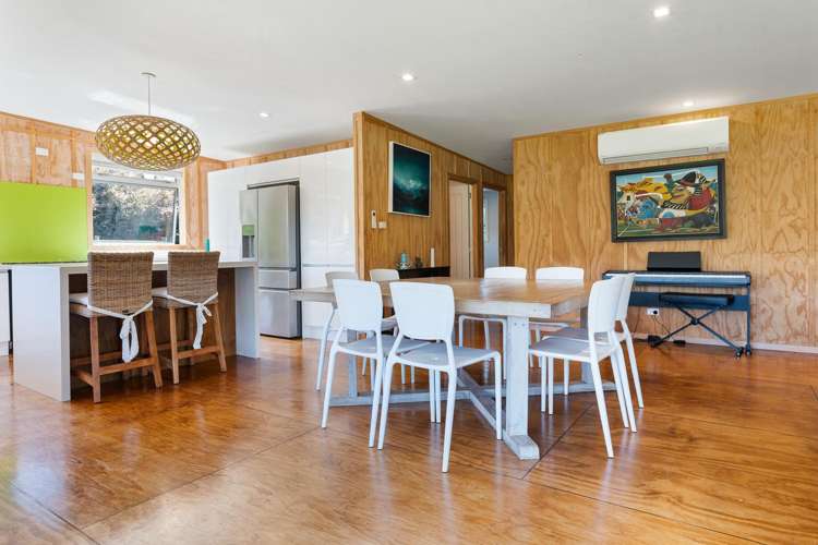 8 Coral Place Matapouri_5