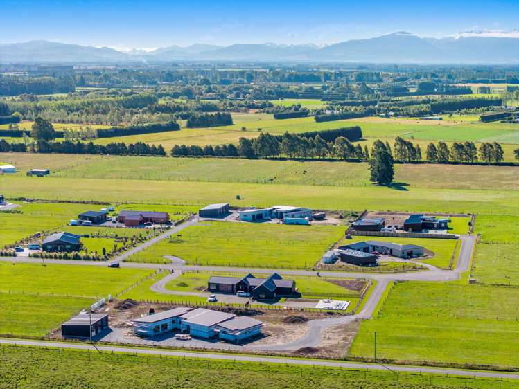 19 Meadowlands Green Allenton_11