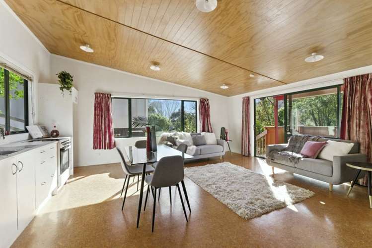 15 Robinson Road The Brook_10