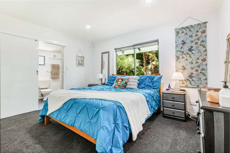92 Scenic Drive Titirangi_7