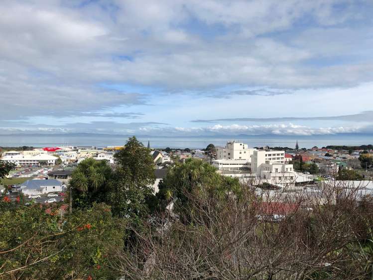 121 Edward Street Thames_5