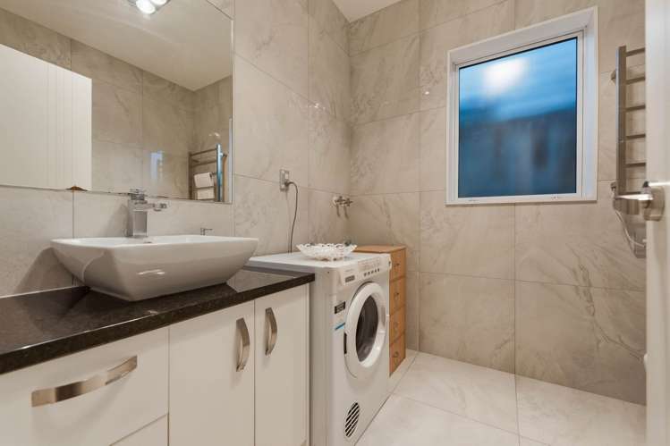 18 Tinaku Road Flat Bush_27