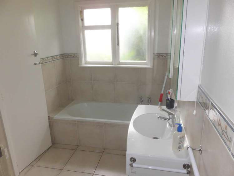 5 Gladson Avenue Sockburn_13